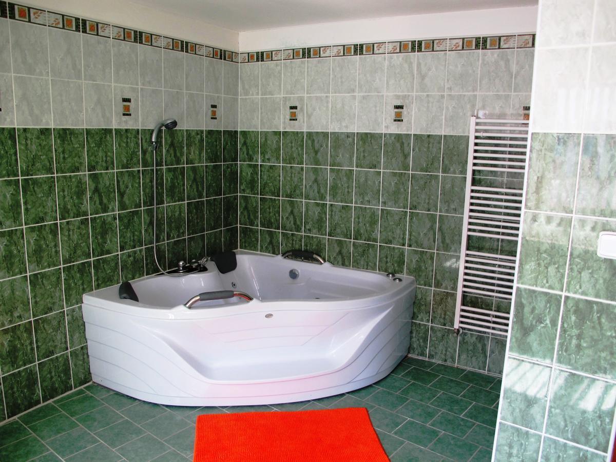 U Lisky 3* Hostka (Usti nad Labem)